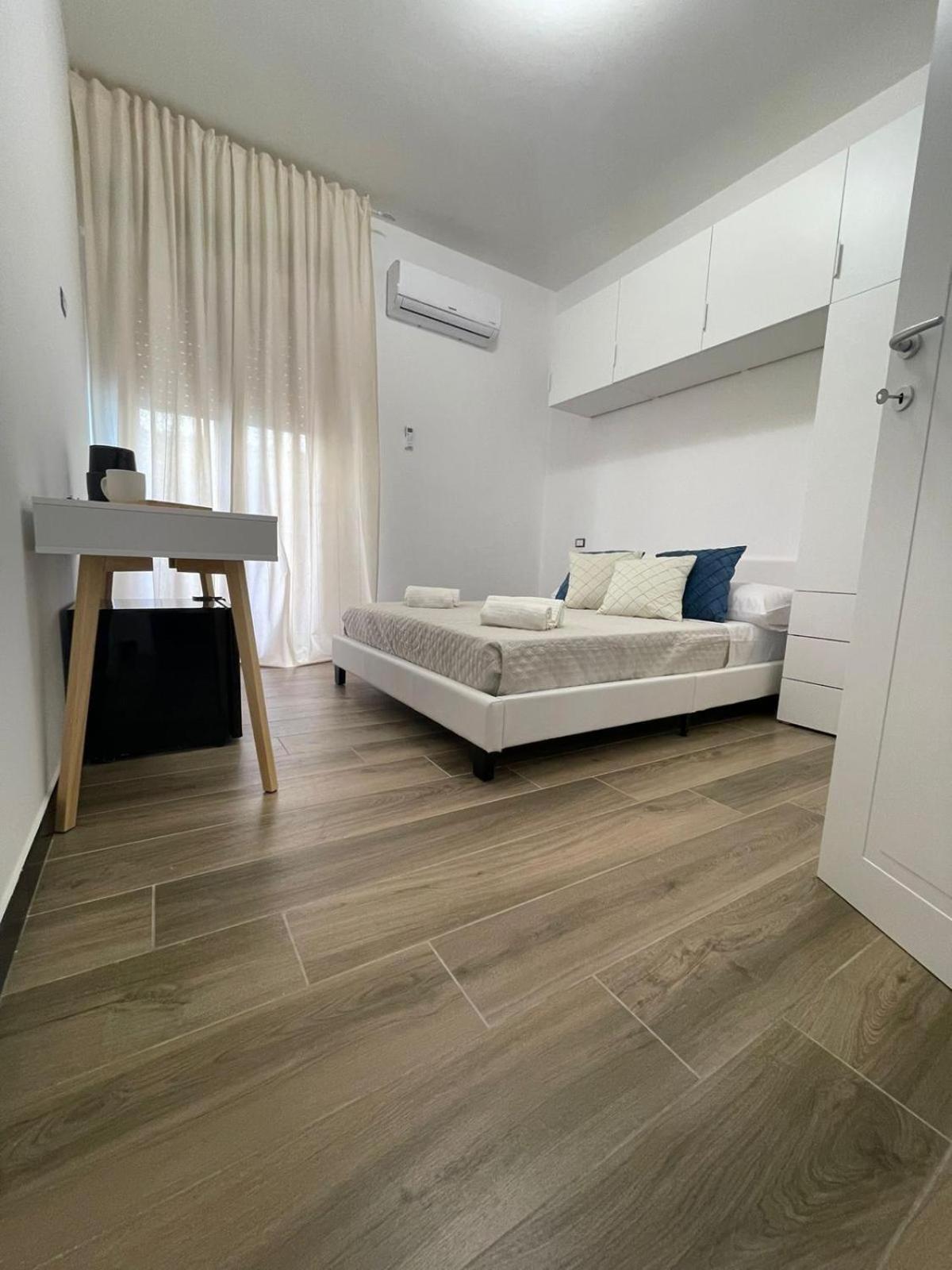 Tra Te E Il Mare Hotel Porto Torres Buitenkant foto